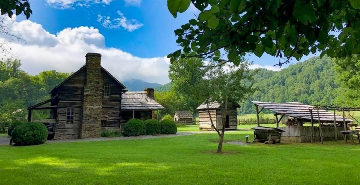 The cabin at Mountain Farm Museum at Oconaluftee Visitor Center