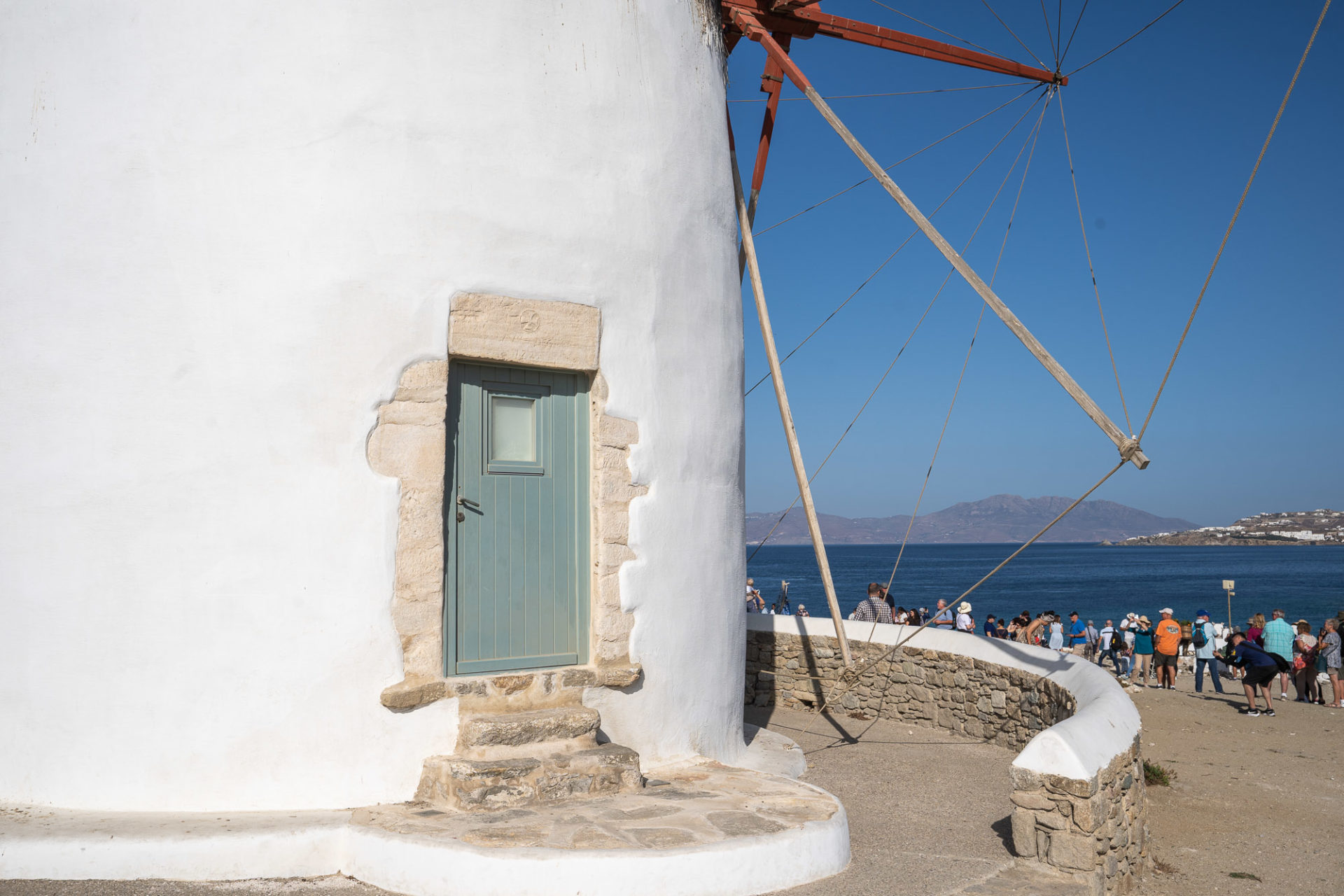 Which Aegean Sea Island