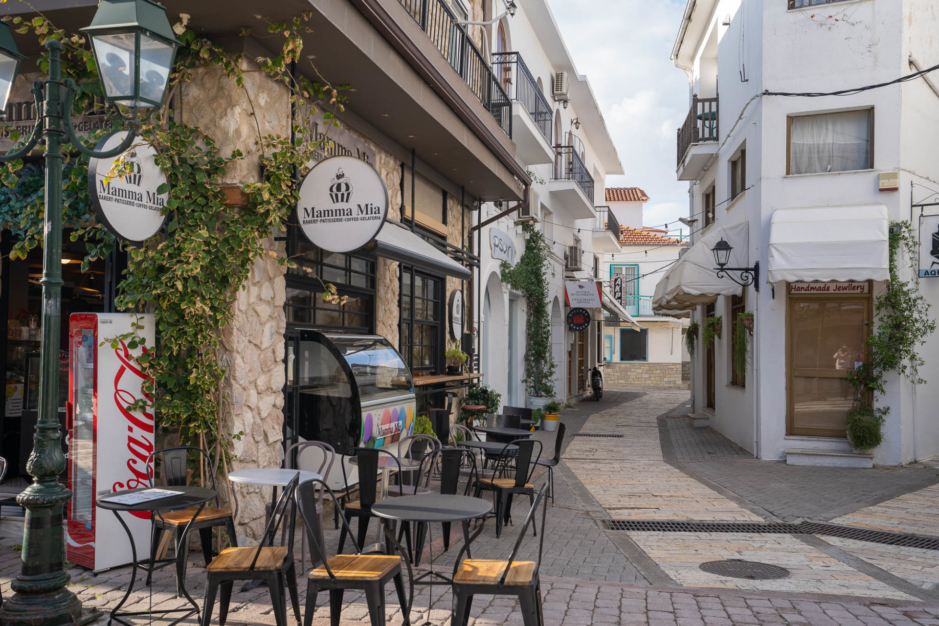 Which Aegean Sea Island