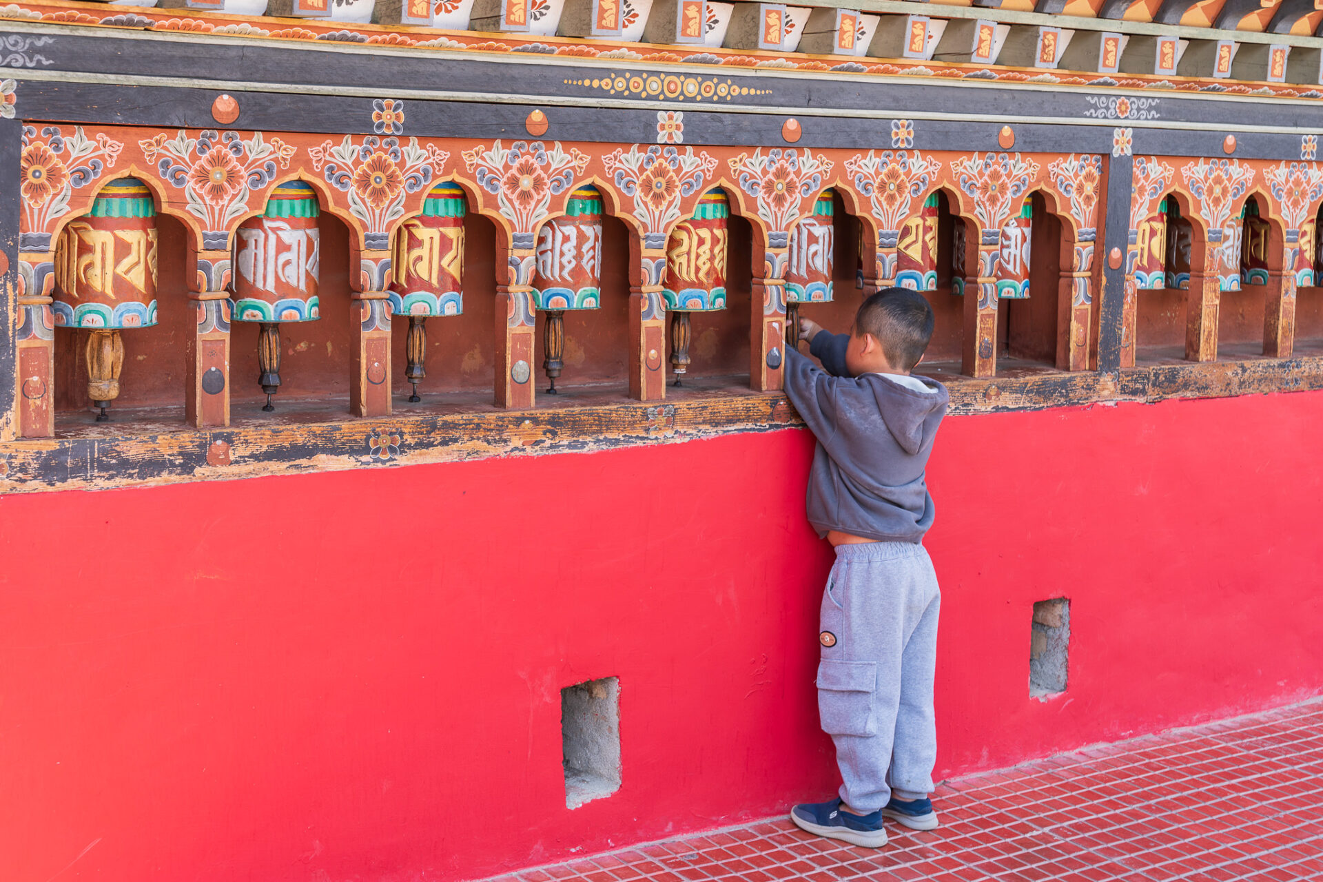 What makes Bhutan so happy