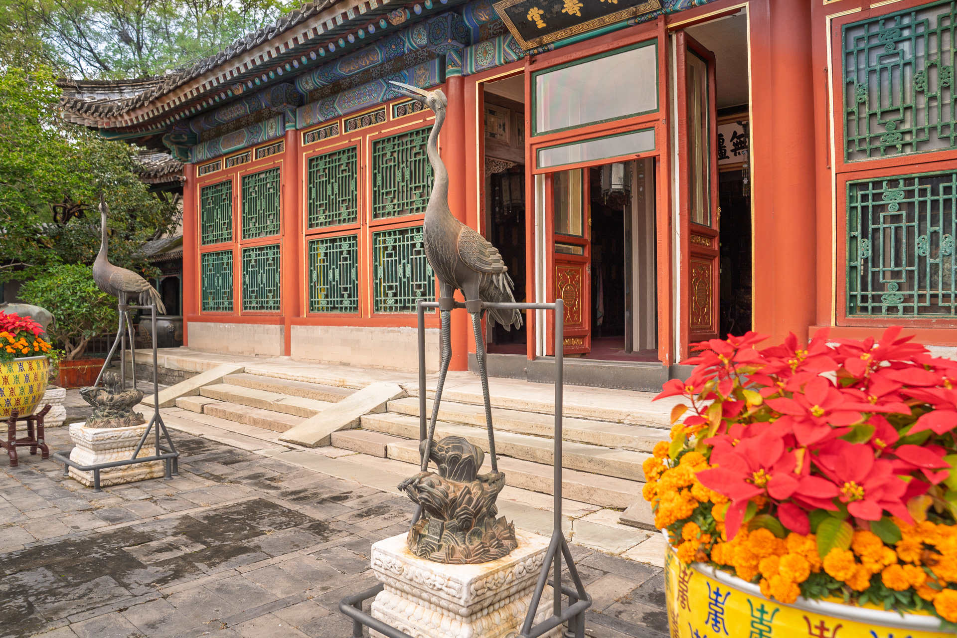 Hall Of Joyful Longevity, residence of Empress Dowager Cixi