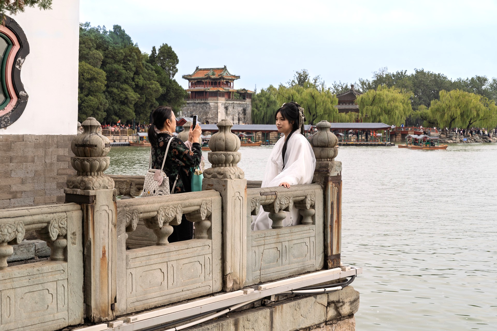 Kunming Lake 