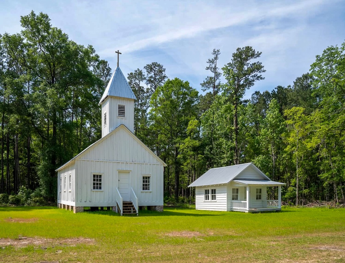 Former church in the former enslaved village.