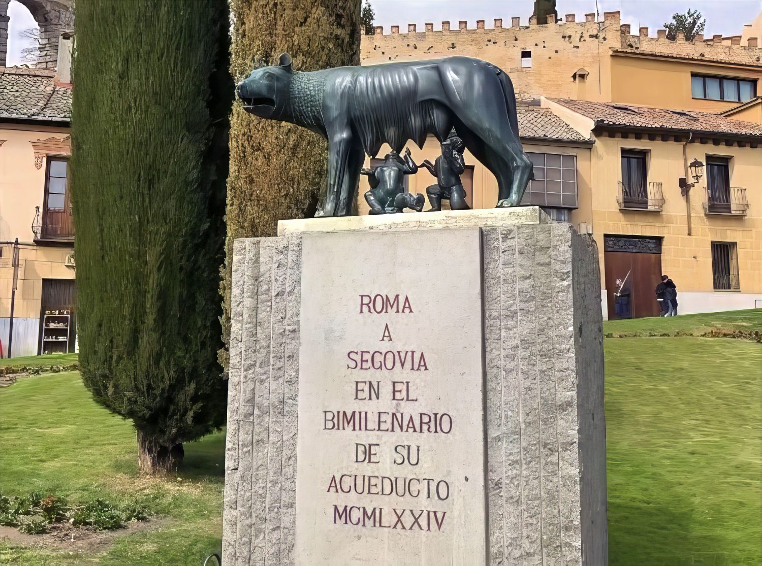 The She-Wolf monument of Romulus and Remus during a trip exploring Segovia, Spain.